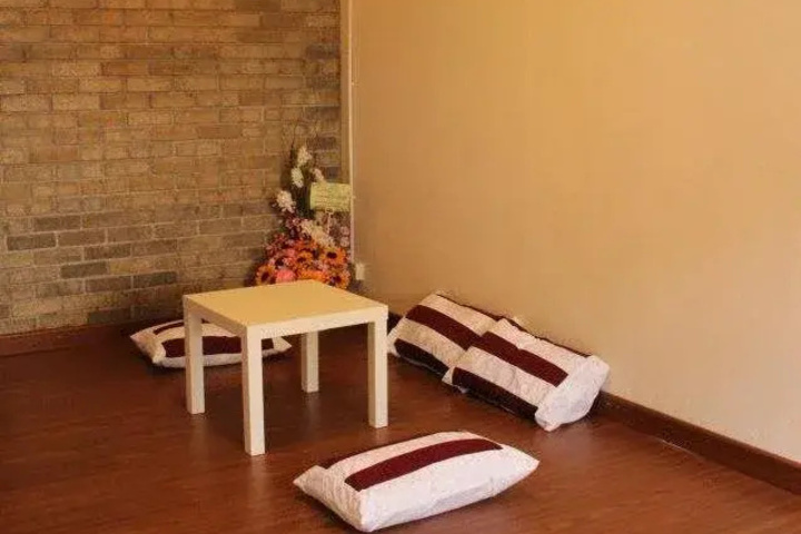 Room 3 of 11