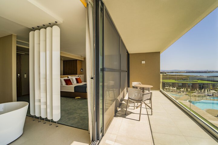 Terrace/Patio 20 of 101