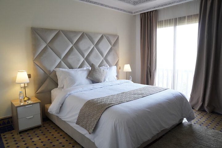 Room 27 of 79