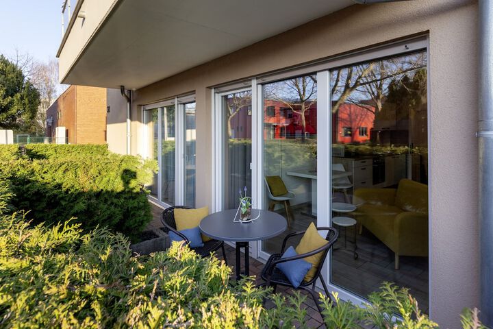 Sundeck 34 of 38