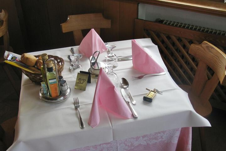 Dining Photos