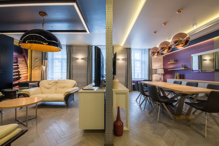 Room 4 of 75