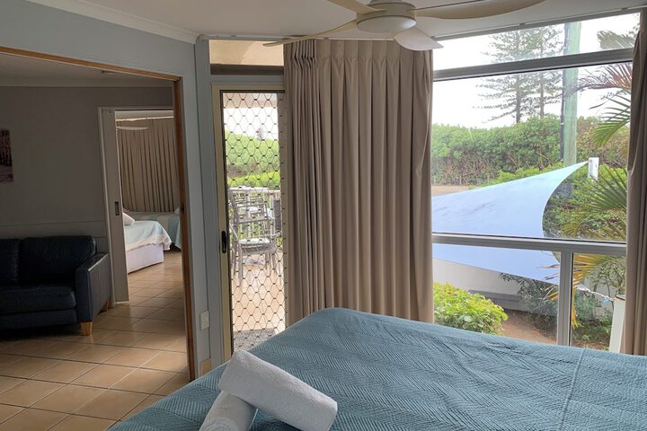 Room 4 of 75