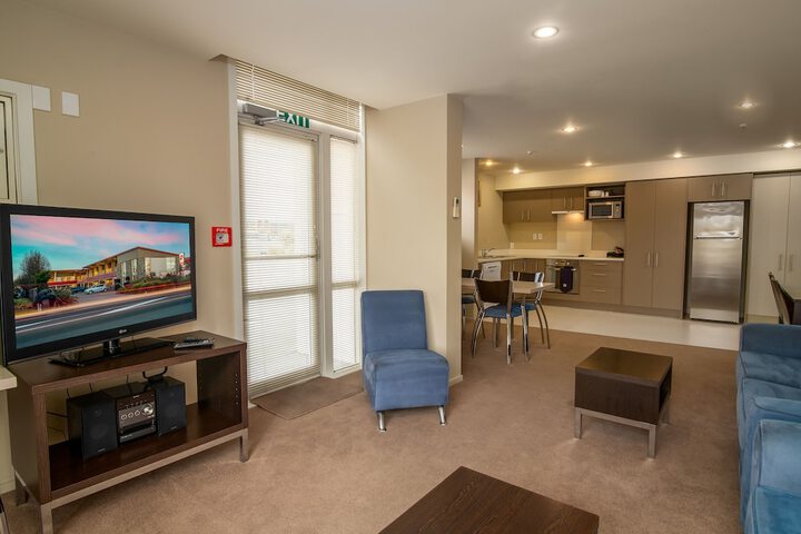 Room 116 of 196