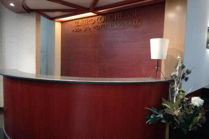 Business Center 40 of 49