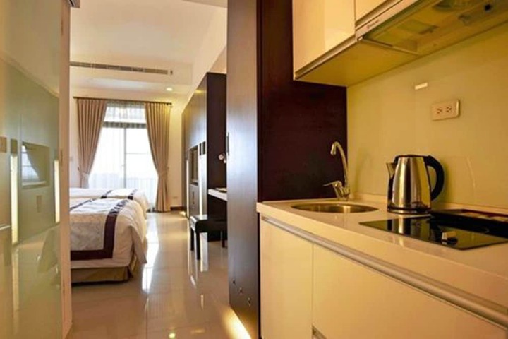 Room 16 of 29