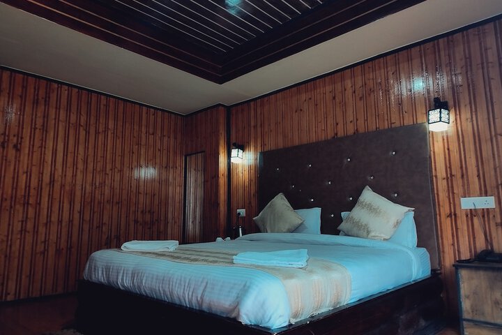 Room 23 of 46