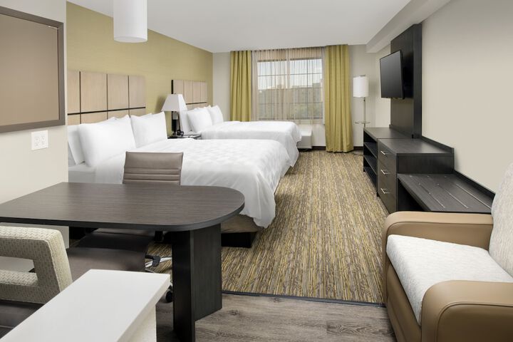 Room 5 of 33