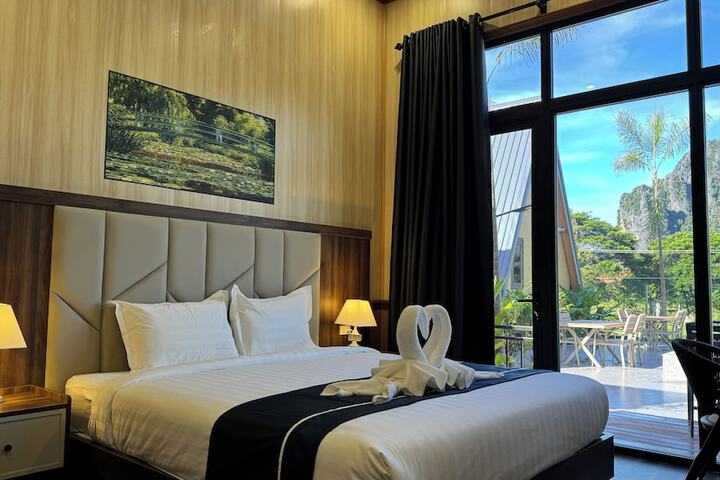 Room 20 of 49