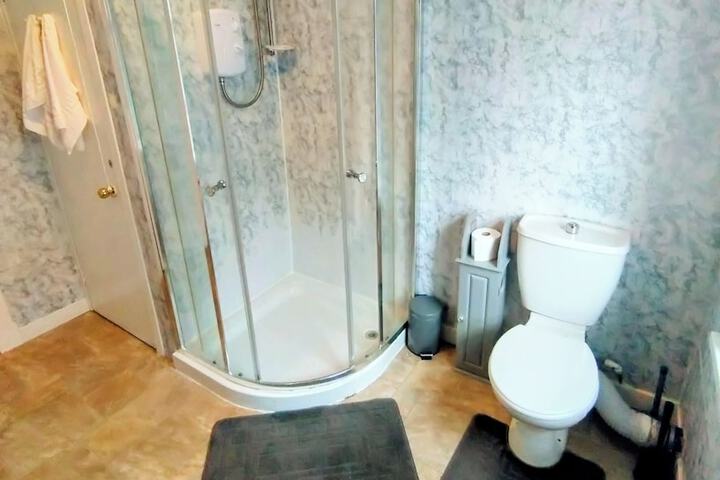 Room 42 of 61