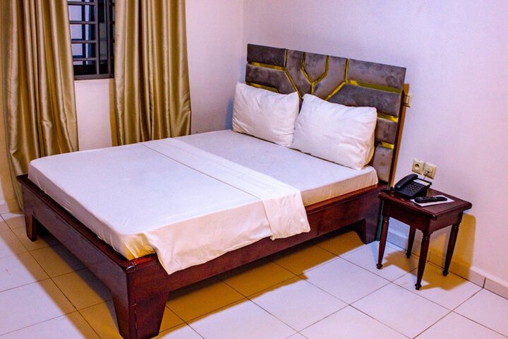 Room 3 of 22
