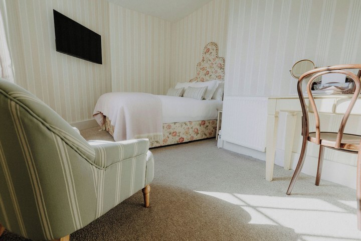 Room 18 of 57