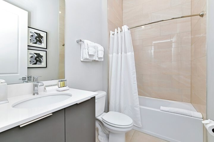 Room 146 of 216