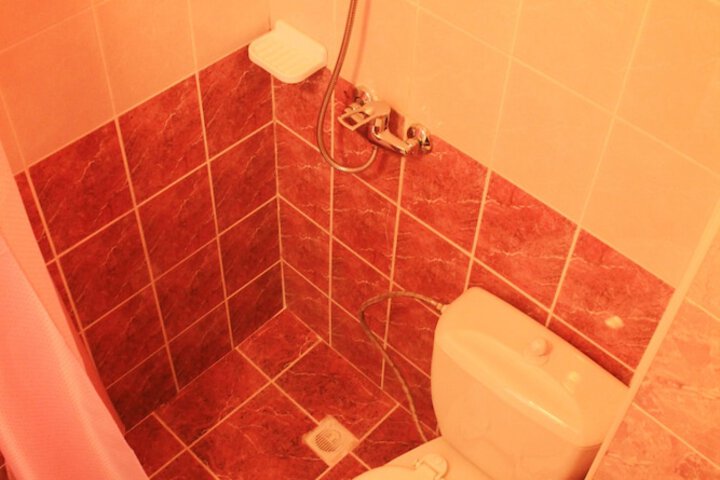 Room 24 of 51