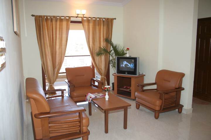 Room 13 of 28