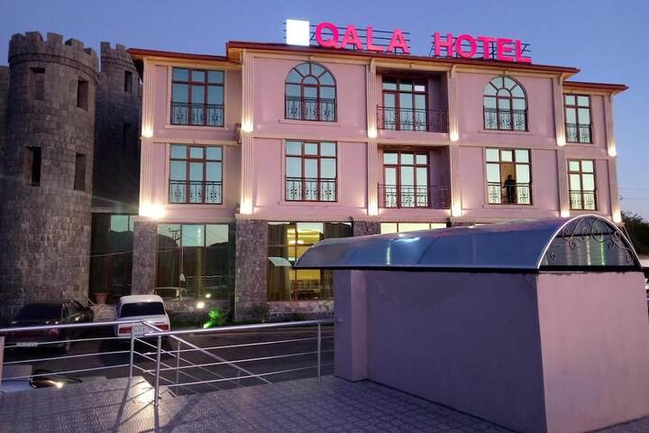 Hotel 86 of 96