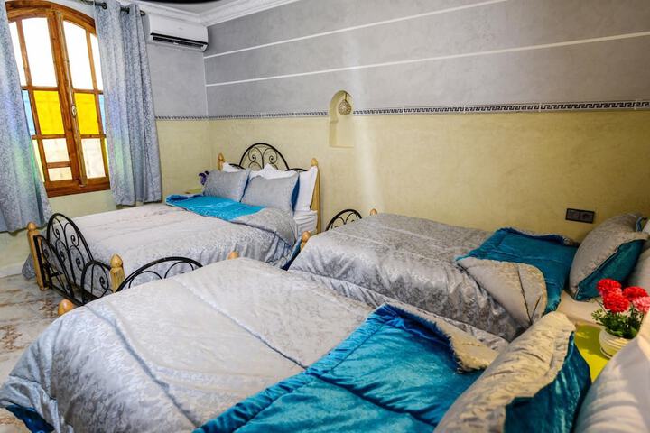Room 21 of 46