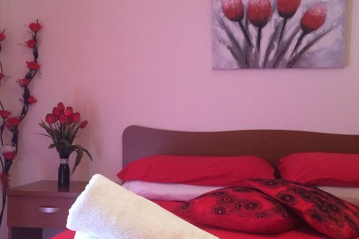 Room 3 of 13