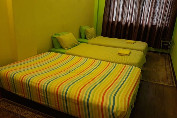 Room 13 of 26