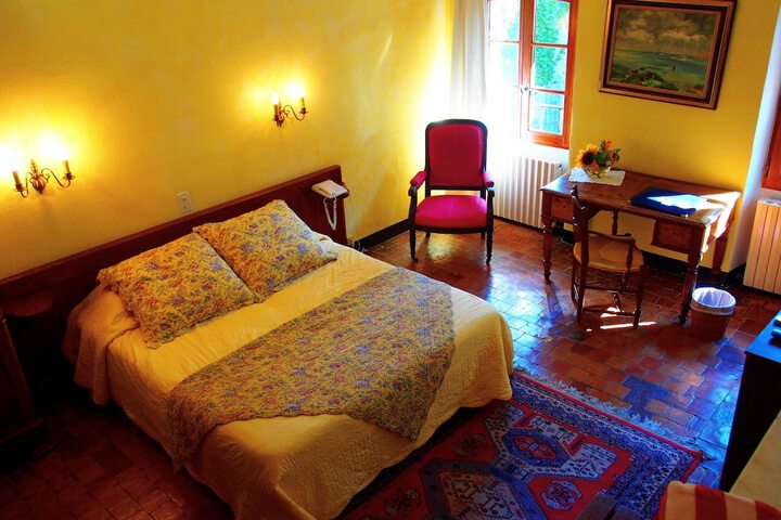 Room 6 of 64
