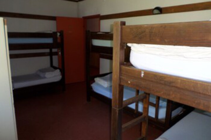 Room 43 of 59