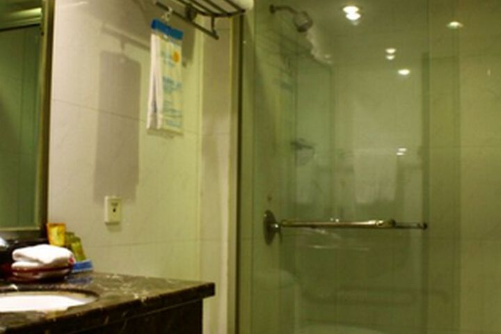 Aoti Hotel