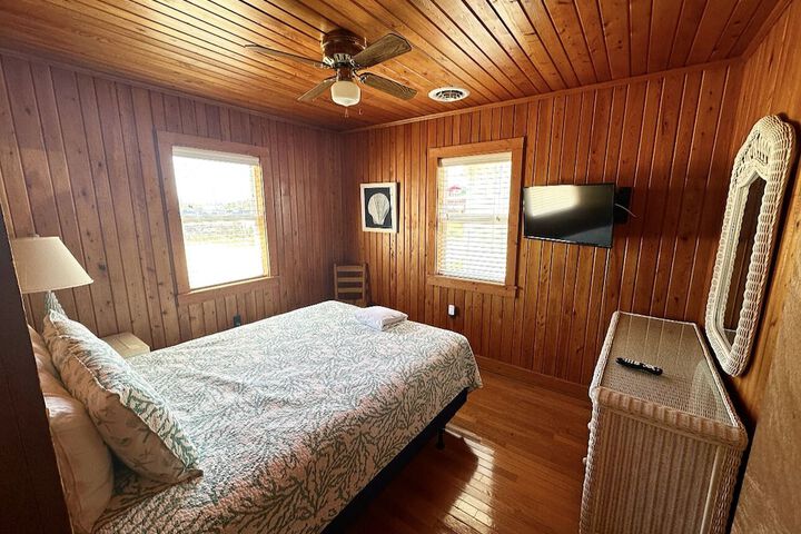 Room 15 of 123