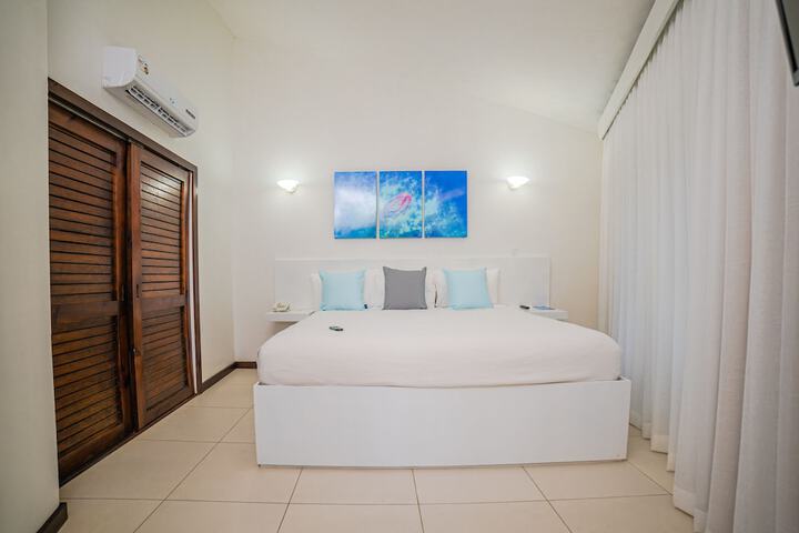 Room 18 of 270