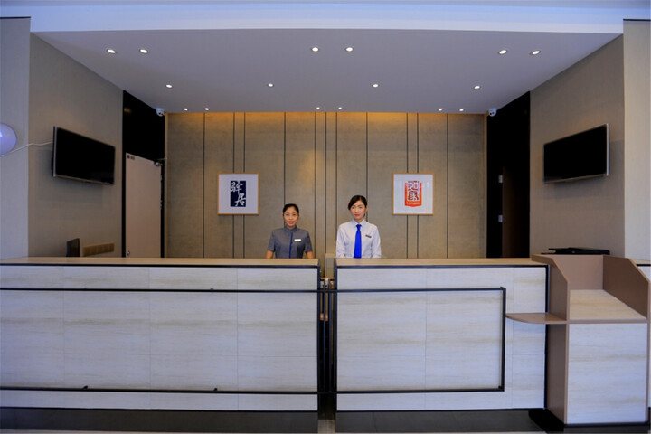 Hotel Interior 4 of 12