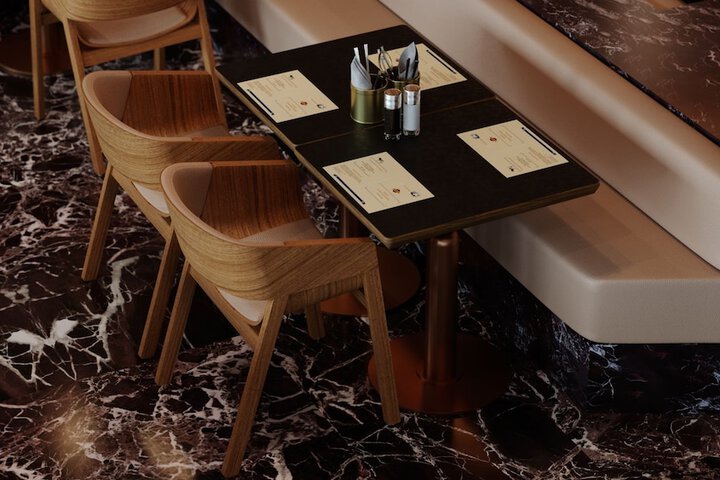 Dining 37 of 100
