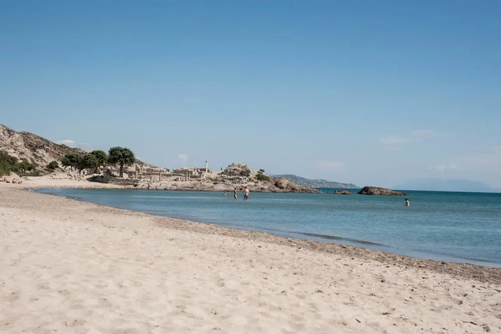 Beach 17 of 27