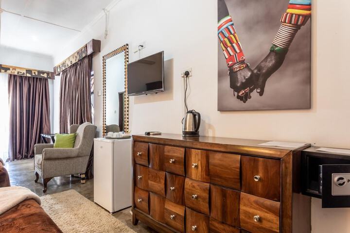 Room 18 of 47