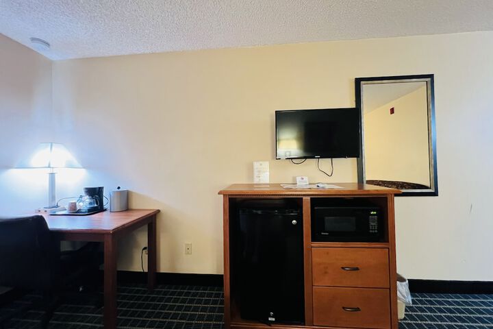 Room 9 of 46