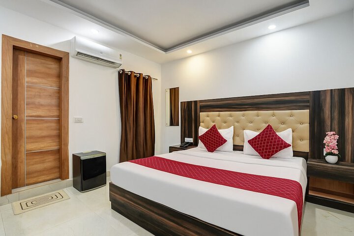 Room 8 of 23