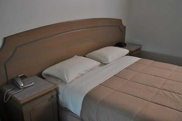 Room 20 of 41