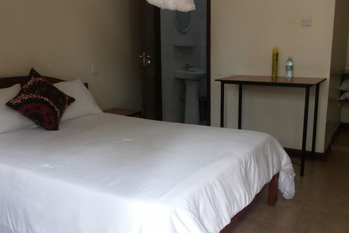 Room 26 of 115