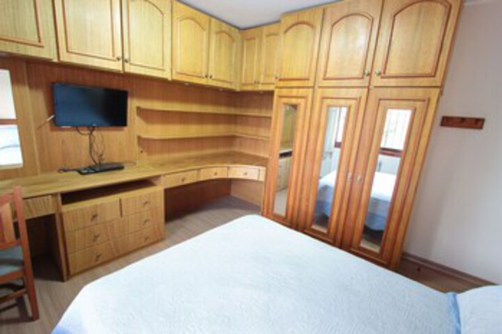 Room 20 of 29
