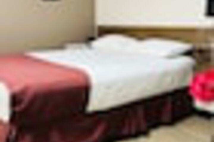Room 44 of 132