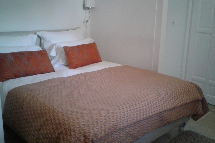 Room 30 of 65