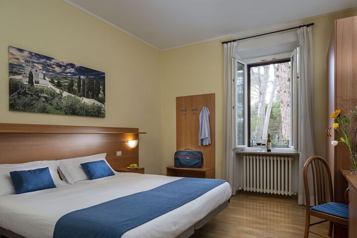 Room 21 of 79