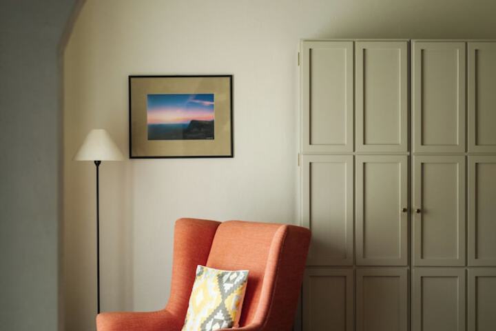 Room 6 of 49