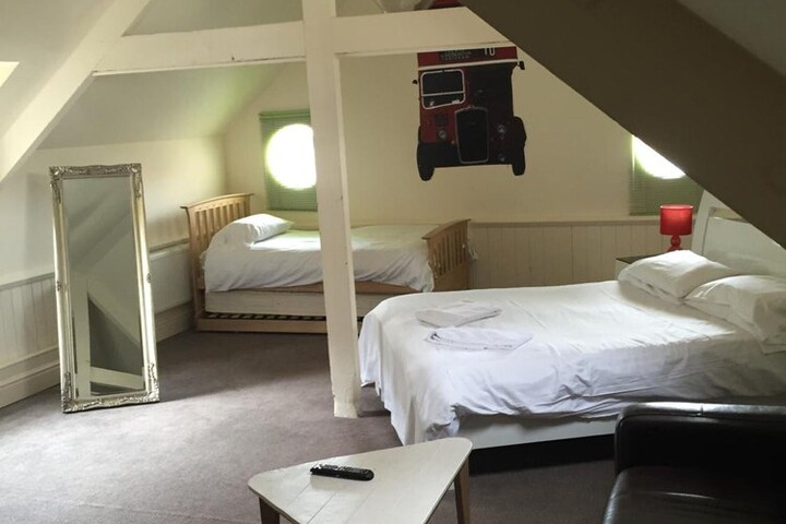 Room 23 of 45