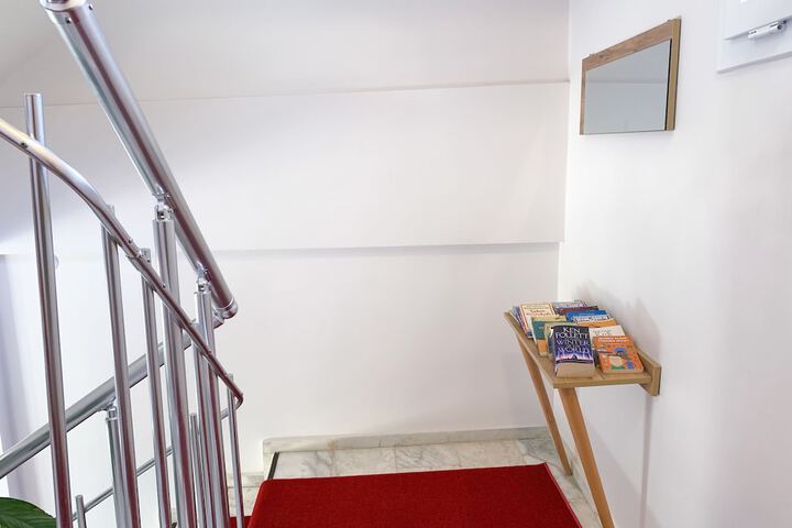 Hotel 3 of 93