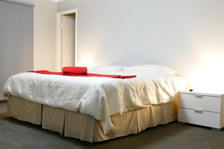 Room 3 of 5
