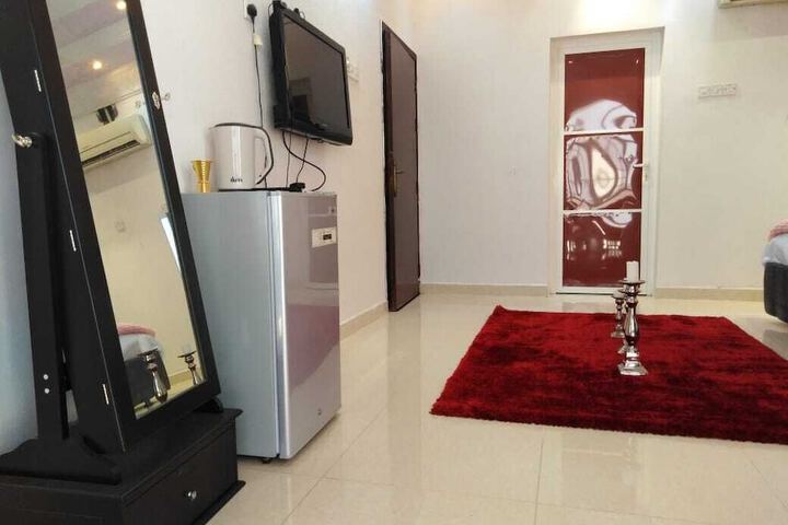 Room 12 of 17