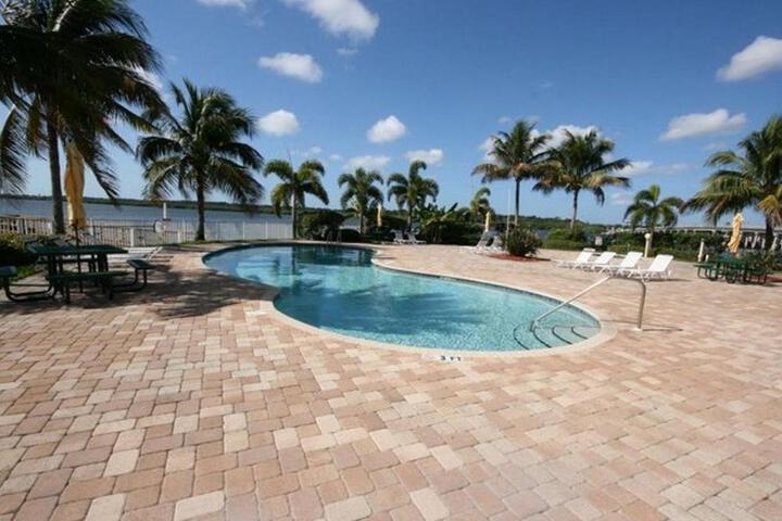 Image of Boca Ciega Resort by Travel Resort Services