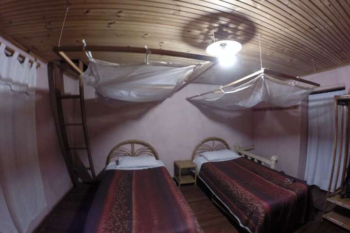Room 5 of 23