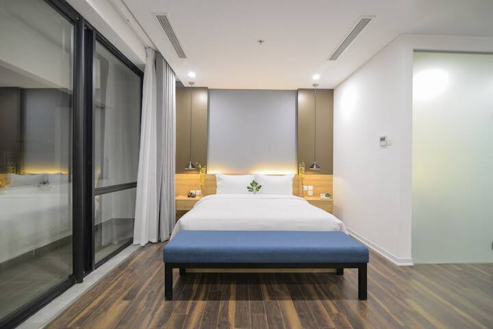 Room 51 of 92