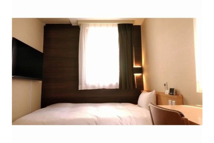 Room 27 of 84