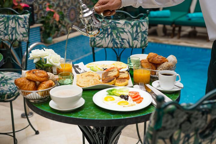 Breakfast/Coffee Service 28 of 30